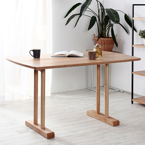 スタイリッシュな 北欧デザインコンパクトソファダイニング テーブル